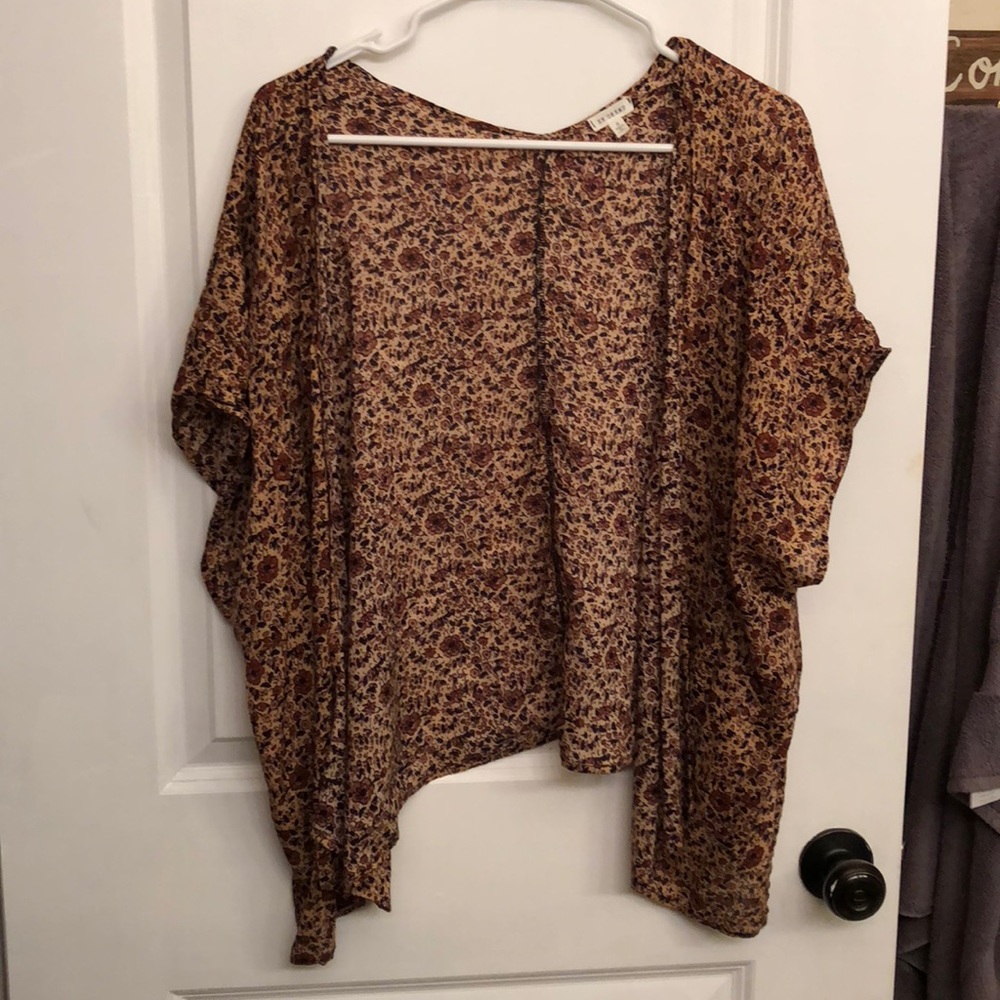 En Creme Floral Cover Up